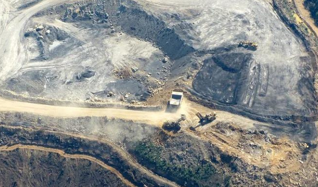 Underground Fire Shuts Down Major Queensland Coal Mine for Months